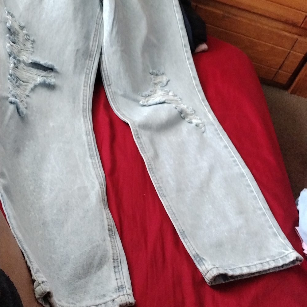 Jeans - Picture 4 of 4